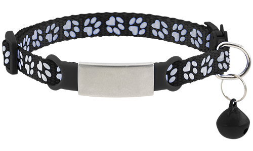 Collier pour chat avec fermoir de sécurité noir à motifs pattes, plaque argentée gravée personnalisable et taille réglable.