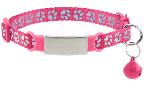 Collier pour chat avec fermoir de sécurité rose à motifs pattes, plaque argentée gravée personnalisable et taille réglable.